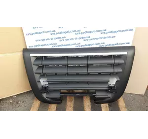 Решетка радиатора (с хромовой полосой) DAF XF 105 евро 5, 1635802